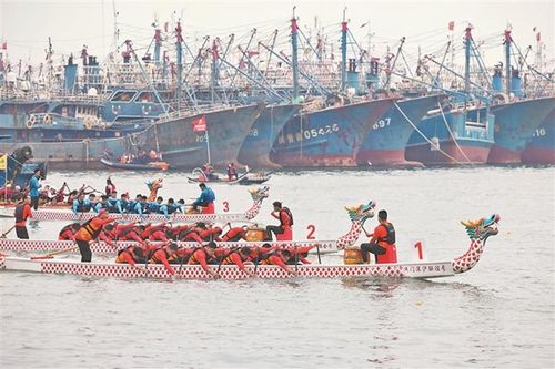 時隔半世紀 海上龍舟賽再現深滬灣